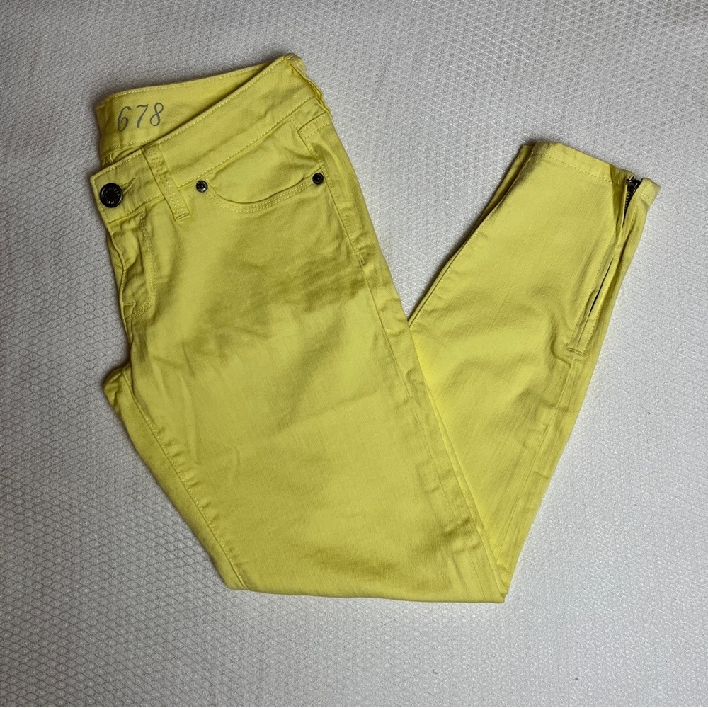 THE LIMITED 678 Denim Garment Dyed Ankle Jeans Ankle Zipper in Chamomile Size 2